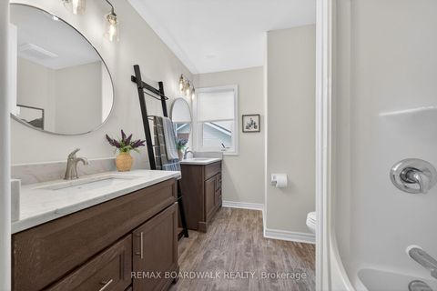 Photo 31 at 85 Woliston Crescent, Morgan's Grant/South March, Kanata