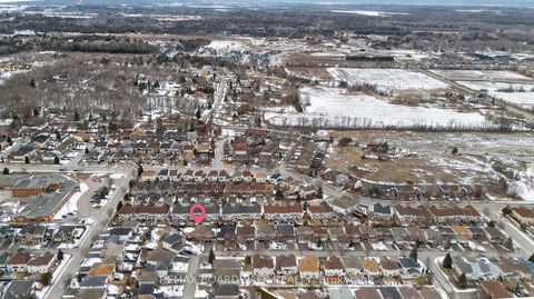 Photo 47 at 85 Woliston Crescent, Morgan's Grant/South March, Kanata