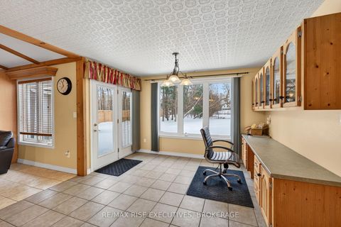 Photo 11 at 8 New Street, Rideau Lakes (Newboro) Twp, Rideau Lakes