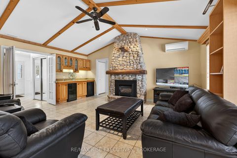 Photo 22 at 8 New Street, Rideau Lakes (Newboro) Twp, Rideau Lakes