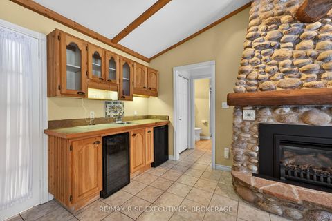 Photo 24 at 8 New Street, Rideau Lakes (Newboro) Twp, Rideau Lakes