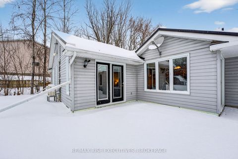 Photo 31 at 8 New Street, Rideau Lakes (Newboro) Twp, Rideau Lakes