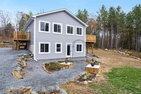 Photo 0 at 946 French Line Road, Lanark Highlands (Darling) Twp, Lanark Highlands