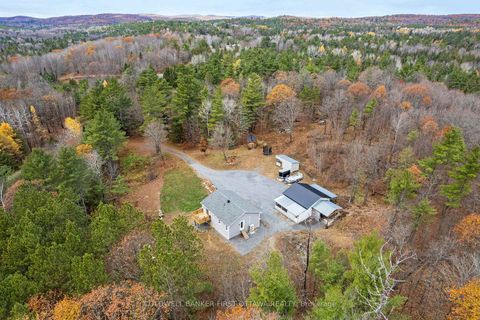 Photo 2 at 946 French Line Road, Lanark Highlands (Darling) Twp, Lanark Highlands