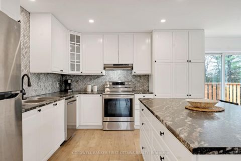 Photo 5 at 946 French Line Road, Lanark Highlands (Darling) Twp, Lanark Highlands