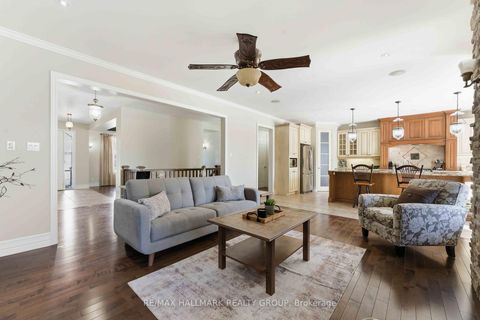 Photo 6 at 84 Chanonhouse Drive, Richmond, Stittsville