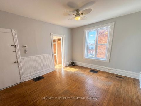 Photo 4 at 164 Chambers Street, SMITHS FALLS, Smiths Falls