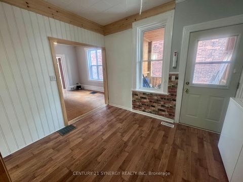 Photo 8 at 164 Chambers Street, SMITHS FALLS, Smiths Falls