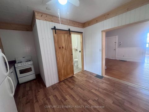 Photo 11 at 164 Chambers Street, SMITHS FALLS, Smiths Falls