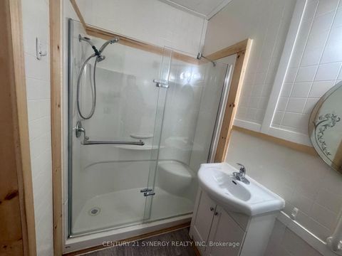 Photo 14 at 164 Chambers Street, SMITHS FALLS, Smiths Falls