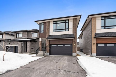 Photo 0 at 539 Honeylocust Avenue, Emerald Meadows/Trailwest, Kanata