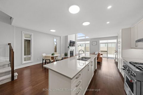 Photo 6 at 539 Honeylocust Avenue, Emerald Meadows/Trailwest, Kanata