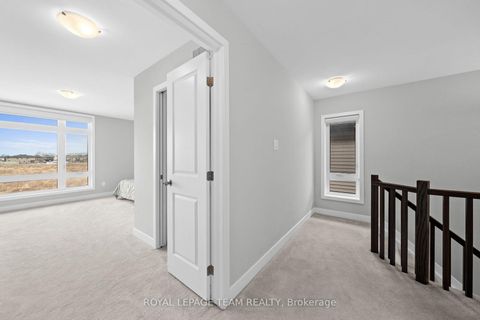 Photo 19 at 539 Honeylocust Avenue, Emerald Meadows/Trailwest, Kanata