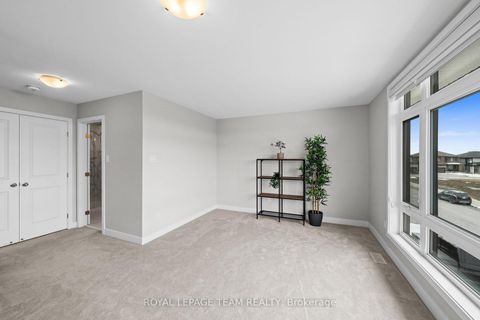 Photo 21 at 539 Honeylocust Avenue, Emerald Meadows/Trailwest, Kanata