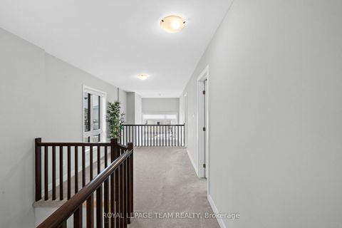 Photo 26 at 539 Honeylocust Avenue, Emerald Meadows/Trailwest, Kanata