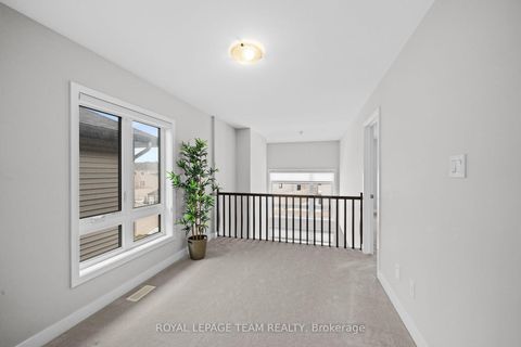 Photo 27 at 539 Honeylocust Avenue, Emerald Meadows/Trailwest, Kanata