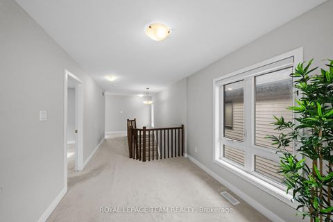 Photo 28 at 539 Honeylocust Avenue, Emerald Meadows/Trailwest, Kanata