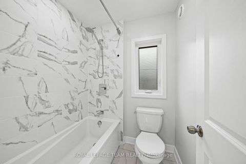 Photo 32 at 539 Honeylocust Avenue, Emerald Meadows/Trailwest, Kanata