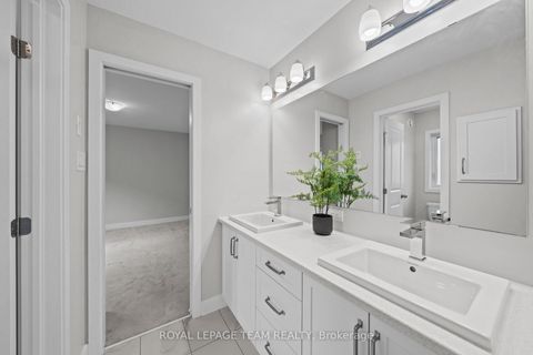 Photo 33 at 539 Honeylocust Avenue, Emerald Meadows/Trailwest, Kanata