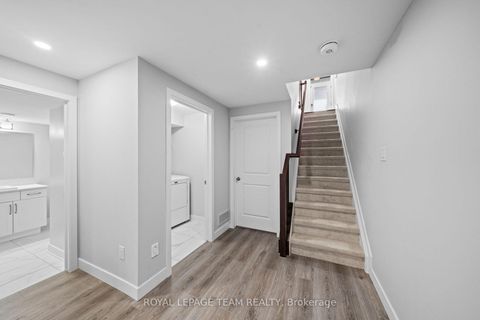 Photo 36 at 539 Honeylocust Avenue, Emerald Meadows/Trailwest, Kanata