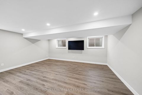 Photo 38 at 539 Honeylocust Avenue, Emerald Meadows/Trailwest, Kanata