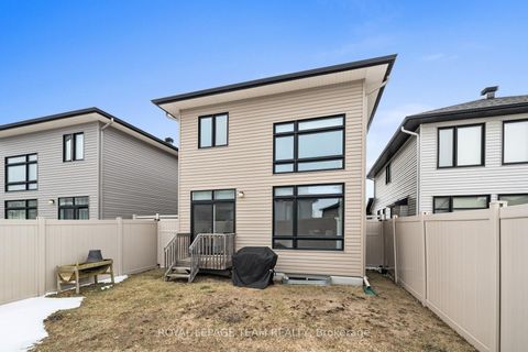 Photo 43 at 539 Honeylocust Avenue, Emerald Meadows/Trailwest, Kanata