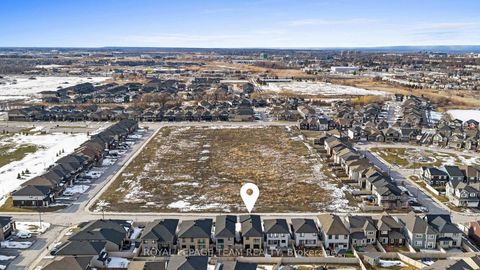 Photo 47 at 539 Honeylocust Avenue, Emerald Meadows/Trailwest, Kanata