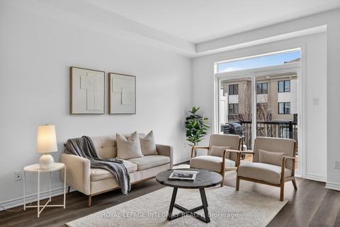 Photo 6 at 21 Caspian Row, Emerald Meadows/Trailwest, Kanata