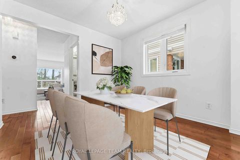 Photo 4 at 27 Highmont Court, Kanata Lakes/Heritage Hills, Kanata