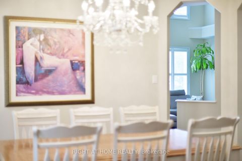 Photo 8 at 20 EVANSHEN Crescent, Kanata Lakes/Heritage Hills, Kanata