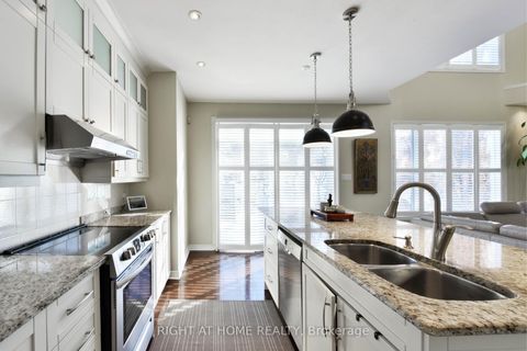 Photo 14 at 20 EVANSHEN Crescent, Kanata Lakes/Heritage Hills, Kanata