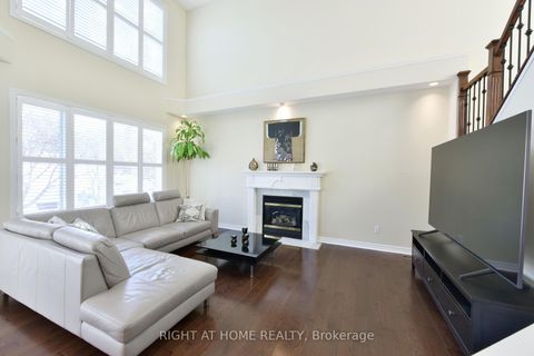 Photo 16 at 20 EVANSHEN Crescent, Kanata Lakes/Heritage Hills, Kanata