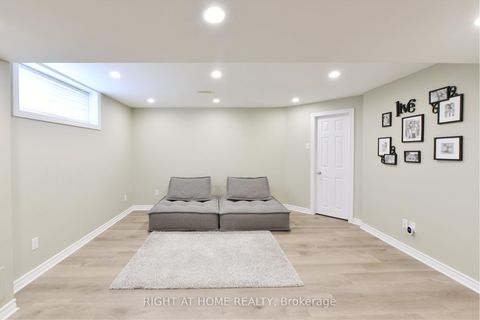 Photo 42 at 20 EVANSHEN Crescent, Kanata Lakes/Heritage Hills, Kanata