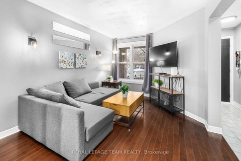 Photo 9 at 29 Grenadier Way, Nepean (Longfields), Ottawa