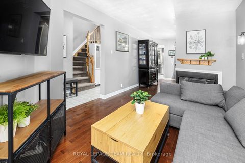 Photo 12 at 29 Grenadier Way, Nepean (Longfields), Ottawa