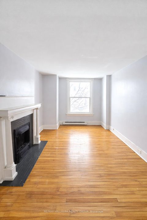 Photo 4 at 514 Bay Street, Ottawa Centre