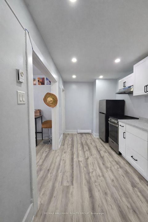 Photo 21 at 514 Bay Street, Ottawa Centre