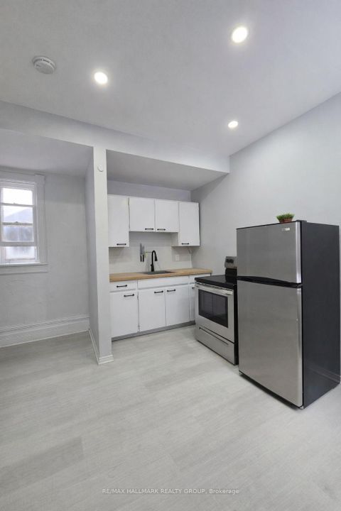 Photo 27 at 514 Bay Street, Ottawa Centre