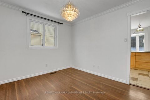 Photo 7 at 6128 Vineyard Drive, Convent Glen, Orleans