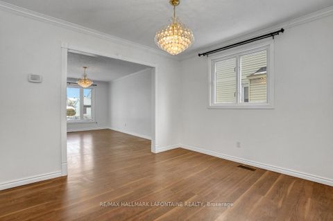 Photo 8 at 6128 Vineyard Drive, Convent Glen, Orleans