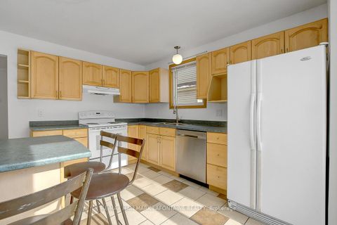 Photo 20 at 6128 Vineyard Drive, Convent Glen, Orleans