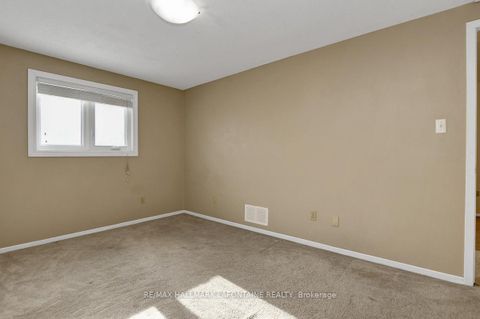 Photo 30 at 6128 Vineyard Drive, Convent Glen, Orleans