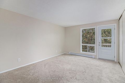 Photo 15 at B - 6716 Jeanne D'arc Boulevard N, Convent Glen North, Orleans