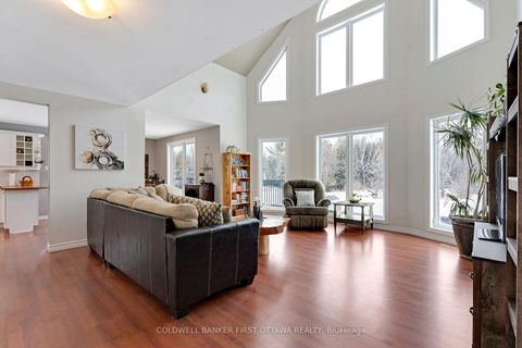 Photo 10 at 1158 Fallbrook Road, Bathurst/Burgess & Sherbrooke (Bathurst) Twp, Tay Valley