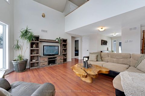 Photo 11 at 1158 Fallbrook Road, Bathurst/Burgess & Sherbrooke (Bathurst) Twp, Tay Valley