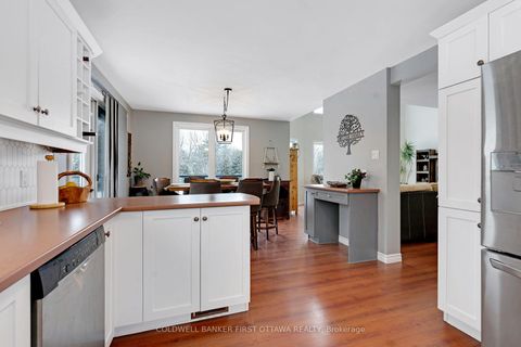 Photo 15 at 1158 Fallbrook Road, Bathurst/Burgess & Sherbrooke (Bathurst) Twp, Tay Valley