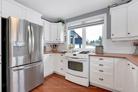 Photo 18 at 1158 Fallbrook Road, Bathurst/Burgess & Sherbrooke (Bathurst) Twp, Tay Valley