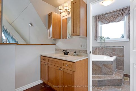 Photo 27 at 1158 Fallbrook Road, Bathurst/Burgess & Sherbrooke (Bathurst) Twp, Tay Valley