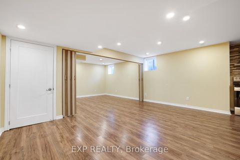 Photo 32 at 210 Rivertree Street, Emerald Meadows/Trailwest, Kanata