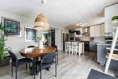 Photo 10 at 1091 Burgundy Lane, Convent Glen, Orleans